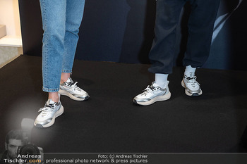 Karo Kauer Meet and Greet - Humanic Flagshipstore, Wien - Fr 13.03.2026 - Sneakers von tenhaag by Karo Kauer28