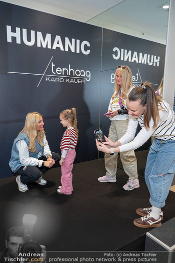 Karo Kauer Meet and Greet - Humanic Flagshipstore, Wien - Fr 13.03.2026 - 34