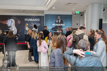 Karo Kauer Meet and Greet - Humanic Flagshipstore, Wien - Fr 13.03.2026 - 38