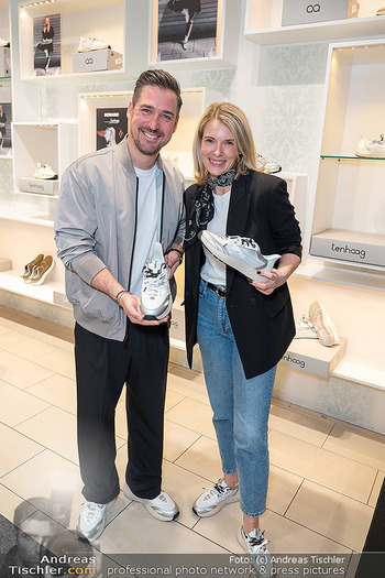 Karo Kauer Meet and Greet - Humanic Flagshipstore, Wien - Fr 13.03.2026 - 44