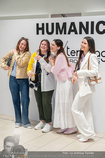 Karo Kauer Meet and Greet - Humanic Flagshipstore, Wien - Fr 13.03.2026 - 53