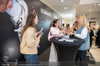 Karo Kauer Meet and Greet - Humanic Flagshipstore, Wien - Fr 13.03.2026 - 64