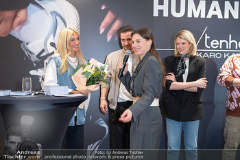 Karo Kauer Meet and Greet - Humanic Flagshipstore, Wien - Fr 13.03.2026 - 75