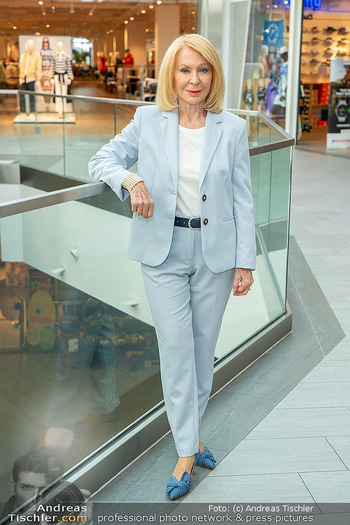 Promi Modenschau - Auhof Center, Wien - Sa 14.03.2026 - Gerda ROGERS25