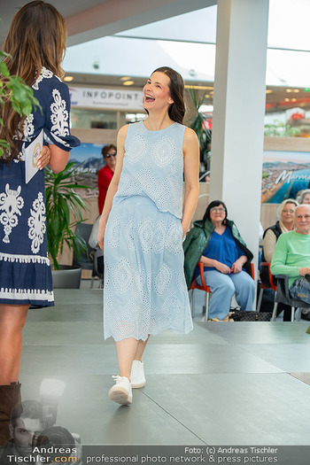 Promi Modenschau - Auhof Center, Wien - Sa 14.03.2026 - 36