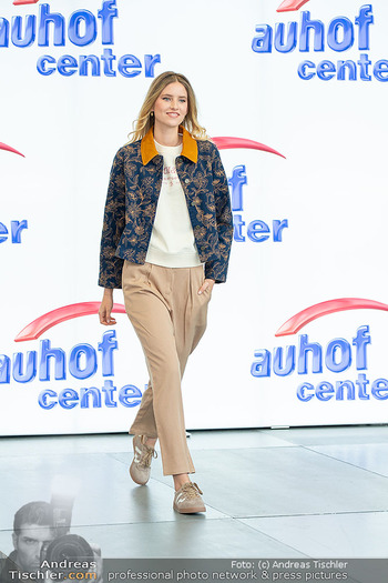 Promi Modenschau - Auhof Center, Wien - Sa 14.03.2026 - 54