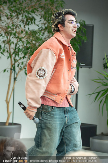 Promi Modenschau - Auhof Center, Wien - Sa 14.03.2026 - Sam ASKARI (SAMIKO)63