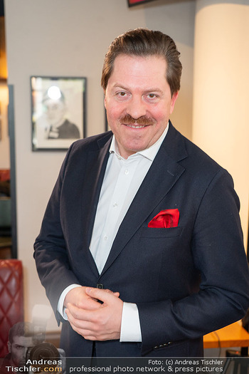 Mörbisch PK - Champions Sports Bar Marriott Hotel, Wien - Do 19.03.2026 - Daniel SERAFIN (Portrait)37