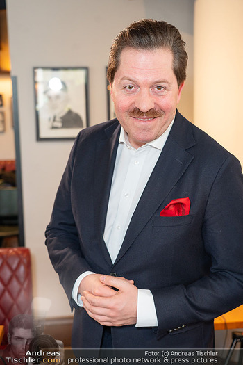 Mörbisch PK - Champions Sports Bar Marriott Hotel, Wien - Do 19.03.2026 - Daniel SERAFIN (Portrait)38