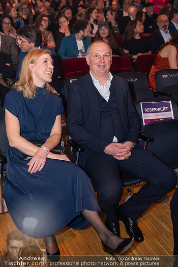 ORF III Programmhöhepunkte 2026 - Ronacher, Wien - Mo 23.03.2026 - Heinz MOSSER, Eva SCHINDLAUER54