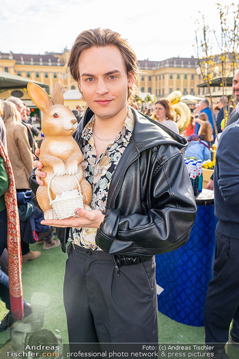 Ostermarkt Eröffnung - Schloss Schönbrunn, Wien - Mi 25.03.2026 - Moritz MAUSSER mit Osterhase86