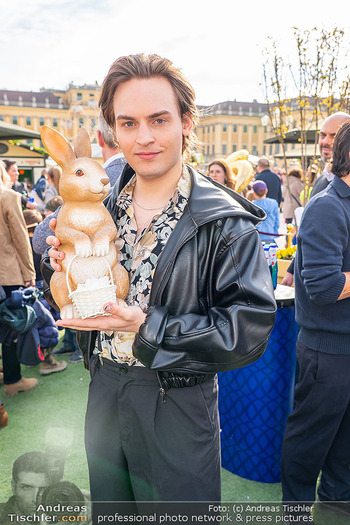 Ostermarkt Eröffnung - Schloss Schönbrunn, Wien - Mi 25.03.2026 - Moritz MAUSSER mit Osterhase89