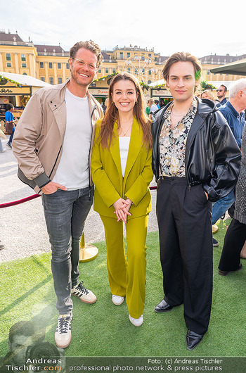 Ostermarkt Eröffnung - Schloss Schönbrunn, Wien - Mi 25.03.2026 - Moritz MAUSSER, Nienke LATTEN, Mark (Marc) SEIBERT110