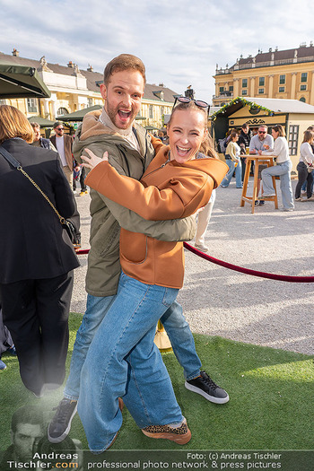 Ostermarkt Eröffnung - Schloss Schönbrunn, Wien - Mi 25.03.2026 - Missy MAY, Herby STANONIK146