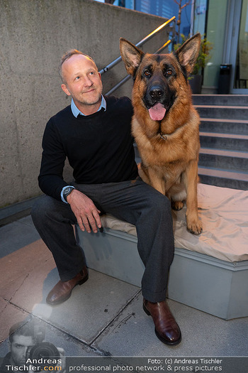 Premiere Kommissar Rex - Urania Kino, Wien - Mi 25.03.2026 - Maximilian BRÜCKNER mit Hund Kommissar REX27