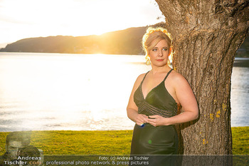 Werzers Saisonopening - Werzers Hotel Resort, Pörtschach - Fr 27.03.2026 - Iva SCHELL (Portraits im Sonnenuntergang)99