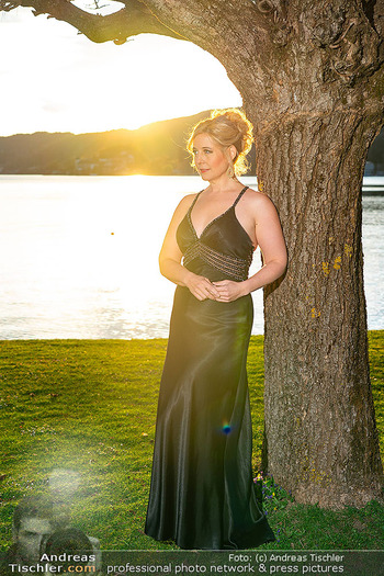 Werzers Saisonopening - Werzers Hotel Resort, Pörtschach - Fr 27.03.2026 - Iva SCHELL (Portraits im Sonnenuntergang)101