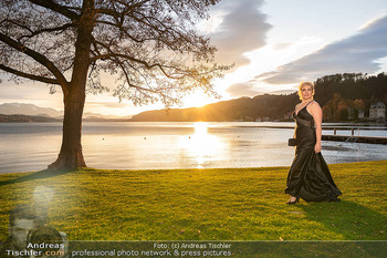 Werzers Saisonopening - Werzers Hotel Resort, Pörtschach - Fr 27.03.2026 - Iva SCHELL (Portraits im Sonnenuntergang)106