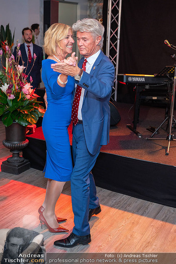 Werzers Saisonopening - Werzers Hotel Resort, Pörtschach - Fr 27.03.2026 - Charly TEMMEL mit Ehefrau Maria308