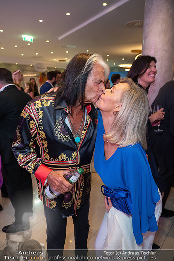 Werzers Saisonopening - Werzers Hotel Resort, Pörtschach - Fr 27.03.2026 - Waterloo Hansi KREUZMAYR mit Andrea533