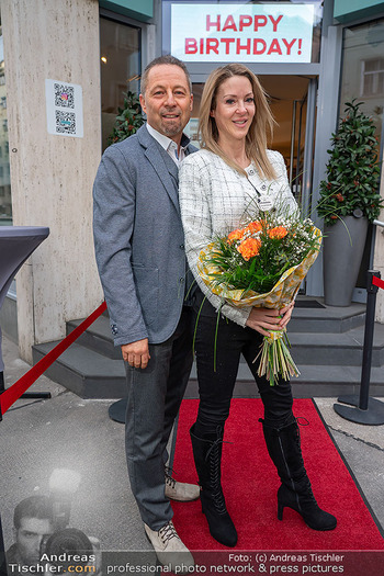 Simone Lugner Geburtstag - Körperglanz & Shape-Line, Wien - Mo 30.03.2026 - Simone LUGNER, Roland GRANZER15