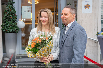 Simone Lugner Geburtstag - Körperglanz & Shape-Line, Wien - Mo 30.03.2026 - Simone LUGNER, Roland GRANZER20