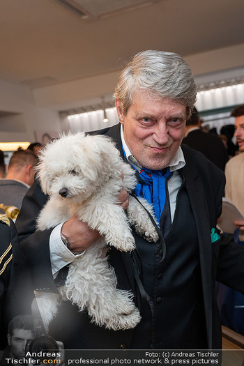 Simone Lugner Geburtstag - Körperglanz & Shape-Line, Wien - Mo 30.03.2026 - Dieter CHMELAR mit Hund Karli41