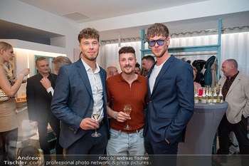 Simone Lugner Geburtstag - Körperglanz & Shape-Line, Wien - Mo 30.03.2026 - Daniel und Elias FISCHER, Johannes HÖFINGER46