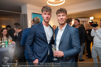 Simone Lugner Geburtstag - Körperglanz & Shape-Line, Wien - Mo 30.03.2026 - Daniel und Elias FISCHER56