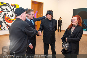 Kaws Ausstellungseröffnung - Albertina Modern und Albertina, Wien - Do 02.04.2026 - Brian DONNELLY (KAWS), Ralph GLEIS, Renate und Gottfried HELNWEI32