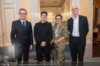 Kaws Ausstellungseröffnung - Albertina Modern und Albertina, Wien - Do 02.04.2026 - 77