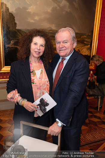 Kaws Ausstellungseröffnung - Albertina Modern und Albertina, Wien - Do 02.04.2026 - Gerda DUJSIK, Konstantin KLIEN86