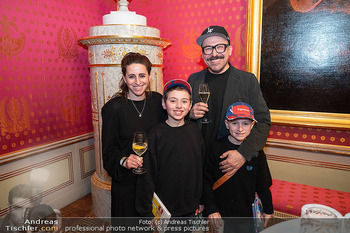 Kaws Ausstellungseröffnung - Albertina Modern und Albertina, Wien - Do 02.04.2026 - 89