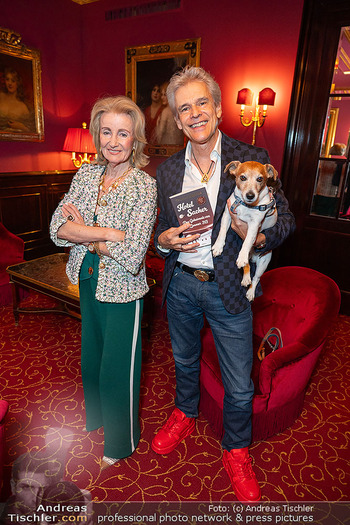 Thomas Brezina Buchpräsentation - Hotel Sacher, Wien - Do 09.04.2026 - Thomas BREZINA, Elisabeth GÜRTLER3