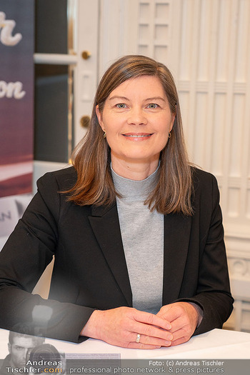 Thomas Brezina Buchpräsentation - Hotel Sacher, Wien - Do 09.04.2026 -  Andrea HEUMANN (Thalia), Portrait25