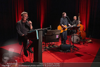 Premiere ´Mozart´ - Rabenhof Theater, Wien - Do 09.04.2026 - FUZZMAN Herwig ZAMERNIK, Cornelius OBONYA, Stefan GFERRER24