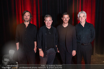 Premiere ´Mozart´ - Rabenhof Theater, Wien - Do 09.04.2026 - Matthias EULER-ROLLE, FUZZMAN Herwig ZAMERNIK, Cornelius OBONYA,31