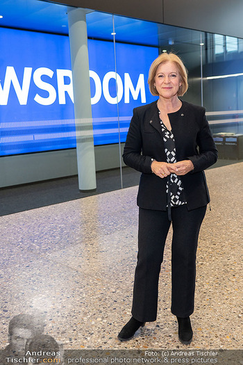 Gerda Rogers ö3 Jubiläum - Ö3 Studios im ORF Zentrum, Wien - Fr 10.04.2026 - Ingrid THURNHER, Generaldirektorin ORF, Portrait vor Newsroom64