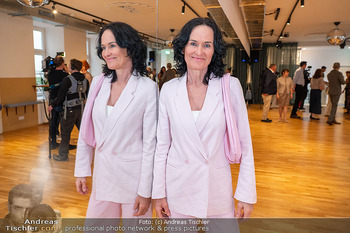 Eröffnung - Tanzschule Dimitar Stefanin, Wien - Sa 11.04.2026 - Eva GLAWISCHNIGG (Portrait)9