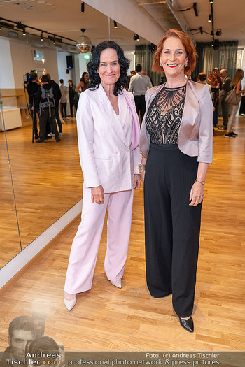 Eröffnung - Tanzschule Dimitar Stefanin, Wien - Sa 11.04.2026 - Eva GLAWISCHNIGG, Maya HAKVOORT11