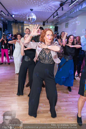 Eröffnung - Tanzschule Dimitar Stefanin, Wien - Sa 11.04.2026 - Dimitar STEFANIN, Maya HAKVOORT, Missy MAY beim Tanzen59