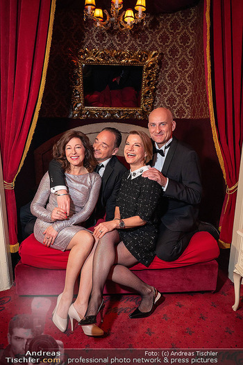 Fototermin zu ´Gerüchte, Gerüchte´ - Hotel Orient, Wien - Mo 13.04.2026 - Julia CENCIG, Sebastian PASS, Kristina SPRENGER, Clemens MATZKA44