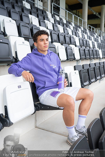 Team Milka Präsentation - Sport-Club Platz, Wien - Do 16.04.2026 - Jakob POKORNY9