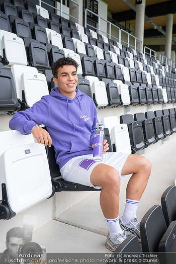 Team Milka Präsentation - Sport-Club Platz, Wien - Do 16.04.2026 - Jakob POKORNY10