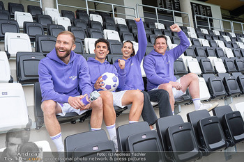 Team Milka Präsentation - Sport-Club Platz, Wien - Do 16.04.2026 - Viktoria SCHNADERBECK, Konrad LAIMER, Andi HERZOG, Jakob POKORNY23