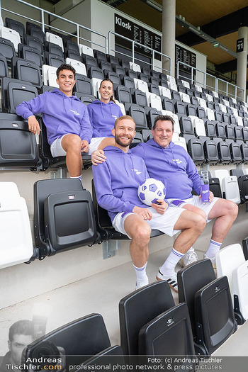 Team Milka Präsentation - Sport-Club Platz, Wien - Do 16.04.2026 - Viktoria SCHNADERBECK, Konrad LAIMER, Andi HERZOG, Jakob POKORNY29
