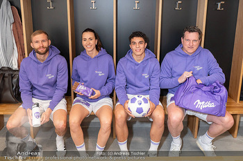 Team Milka Präsentation - Sport-Club Platz, Wien - Do 16.04.2026 - Viktoria SCHNADERBECK, Konrad LAIMER, Andi HERZOG, Jakob POKORNY32
