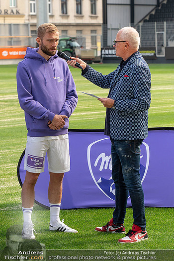 Team Milka Präsentation - Sport-Club Platz, Wien - Do 16.04.2026 - 81