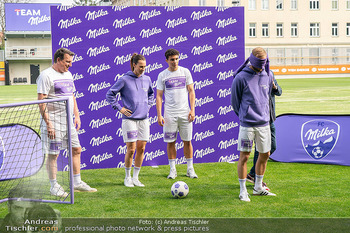 Team Milka Präsentation - Sport-Club Platz, Wien - Do 16.04.2026 - 93