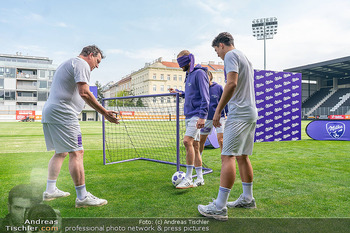 Team Milka Präsentation - Sport-Club Platz, Wien - Do 16.04.2026 - 105